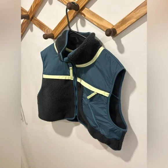 Free People Movement Hit the Slopes Cropped Fleece Vest. - Picture 5 of 5